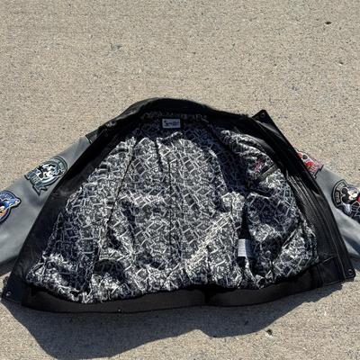 LOT 181A: Walt Disney World 75 Years with Mickey Heavy Leather Shell Jacket (XL)