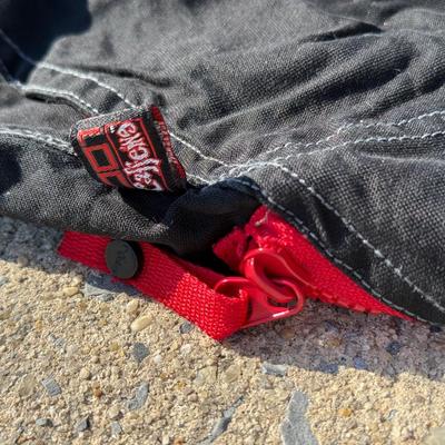 LOT 182A: Y2K Punk Goth Caffeine Size 40 Pants