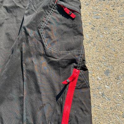 LOT 182A: Y2K Punk Goth Caffeine Size 40 Pants