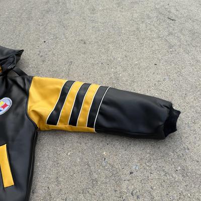 LOT 184A: NFL Pittsburgh Steelers Mighty Mac Sports Jacket (XL-20)