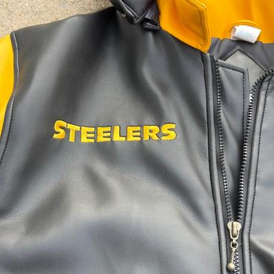 LOT 184A: NFL Pittsburgh Steelers Mighty Mac Sports Jacket (XL-20)