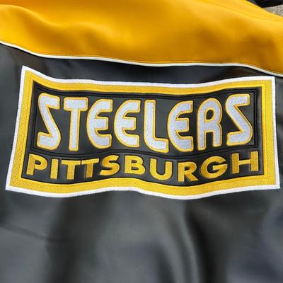 LOT 184A: NFL Pittsburgh Steelers Mighty Mac Sports Jacket (XL-20)