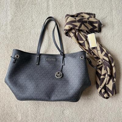 LOT 189B: Michael Kors: Large Logo Tote & NWT Scarf