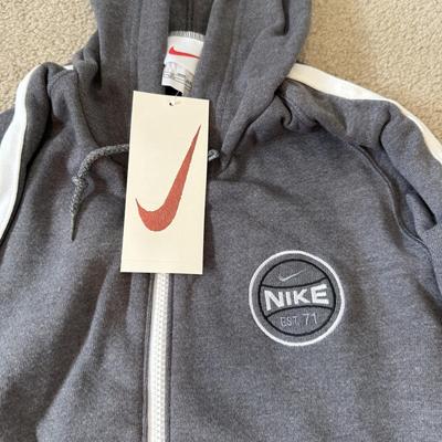 LOT 201A: NIP / NWT Nike Ladies' Zip Up Hoodies (2 Medium & 1 Large)