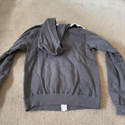 LOT 201A: NIP / NWT Nike Ladies' Zip Up Hoodies (2 Medium & 1 Large)