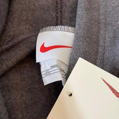 LOT 201A: NIP / NWT Nike Ladies' Zip Up Hoodies (2 Medium & 1 Large)