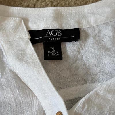 LOT 206A: NWT Petite Women's / Juniors Summer Clothing: Pink Panther Tank, Tommy Jeans Shirts & More