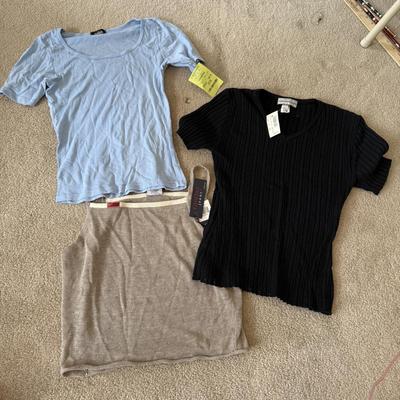 LOT 206A: NWT Petite Women's / Juniors Summer Clothing: Pink Panther Tank, Tommy Jeans Shirts & More