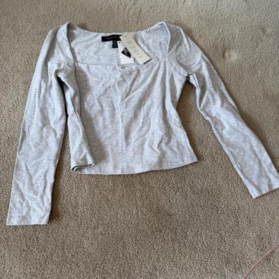 LOT 206A: NWT Petite Women's / Juniors Summer Clothing: Pink Panther Tank, Tommy Jeans Shirts & More