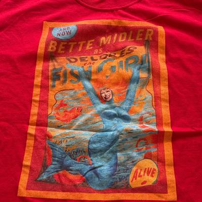LOT 208A: Bette Midler T-Shirts & More: Kiss My Brass Tour