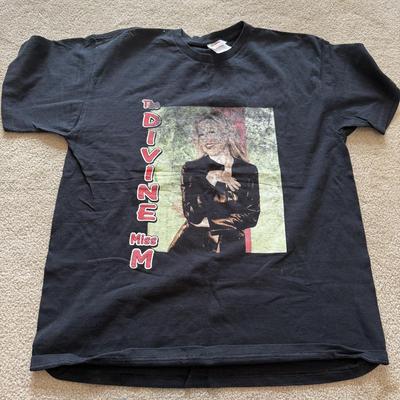 LOT 208A: Bette Midler T-Shirts & More: Kiss My Brass Tour