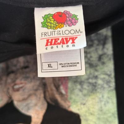 LOT 208A: Bette Midler T-Shirts & More: Kiss My Brass Tour