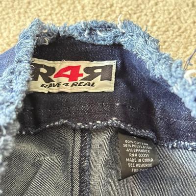 LOT 209L: Physique Body Wear Blue Camo Pants (M) w/ Jeans & Shorts: Old Navy The Diva Star Print (12), OP Lace Up (5), Snake Print...