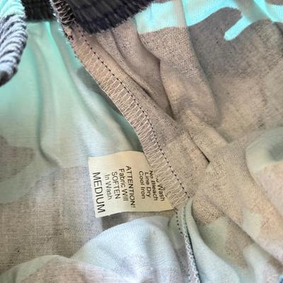 LOT 209L: Physique Body Wear Blue Camo Pants (M) w/ Jeans & Shorts: Old Navy The Diva Star Print (12), OP Lace Up (5), Snake Print...