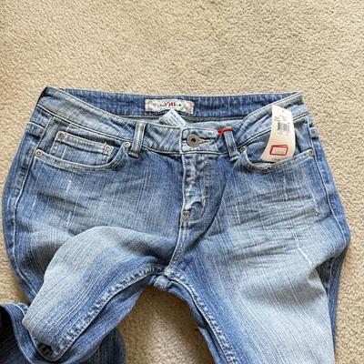 LOT 213A: NWT Denim Jeans: YMI (5), 7 for All Mankind w/ Swarovski Crystal Accents (W27&W28), Nautica Boys (30), VIP Collection (33),...