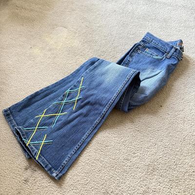 LOT 213A: NWT Denim Jeans: YMI (5), 7 for All Mankind w/ Swarovski Crystal Accents (W27&W28), Nautica Boys (30), VIP Collection (33),...