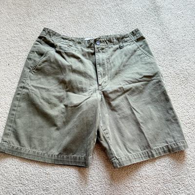 LOT 218B: NWT Member's Mark Relzxed Fit Denim Jean Shorts (36) & Cargo Pants / Shorts: Silvertab, Calvin Klein, Northwest...