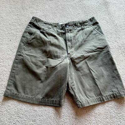 LOT 218B: NWT Member's Mark Relzxed Fit Denim Jean Shorts (36) & Cargo Pants / Shorts: Silvertab, Calvin Klein, Northwest...