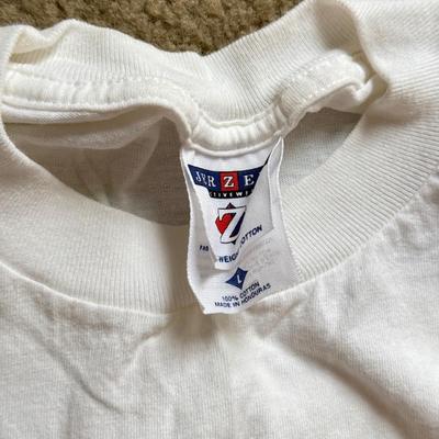 LOT 221B: Patriotic USA Clothing Collection: Zip Fleece, T-Shirts & Beanie