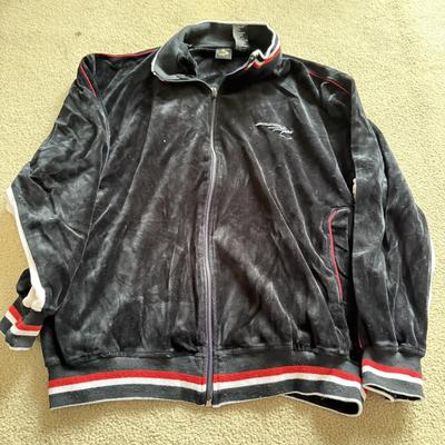 LOT 222B: Shaquille O'Neal Shaq 34 Brand Sportswear Clothing Collection: Some NWT