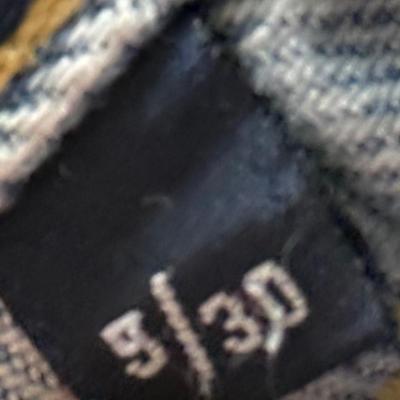 LOT 223L: Collection of Jeans: Tommy Hilfiger & Ralph Lauren, Sizes: 5x30, 20, 4, 36x30