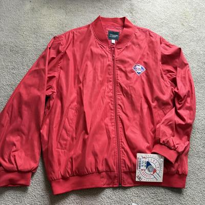 LOT 224L: MLB Philadelphia Phillies Fandom Collection: NWT Windbreaker (XL), #25 Jim Thome True Fan Jersey (L), T-Shirts, Hat & Car...