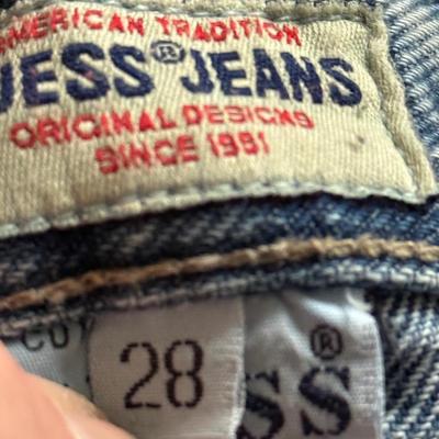 LOT 227L: NWT Dickies Shorts (6) w/ Petite / Teen Guess Jeans Brand Pants, Shorts & Skirt