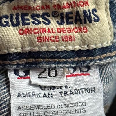 LOT 227L: NWT Dickies Shorts (6) w/ Petite / Teen Guess Jeans Brand Pants, Shorts & Skirt