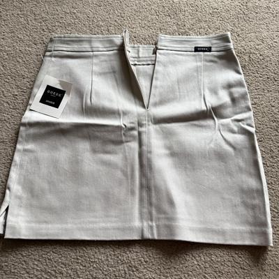 LOT 227L: NWT Dickies Shorts (6) w/ Petite / Teen Guess Jeans Brand Pants, Shorts & Skirt