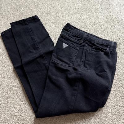LOT 227L: NWT Dickies Shorts (6) w/ Petite / Teen Guess Jeans Brand Pants, Shorts & Skirt