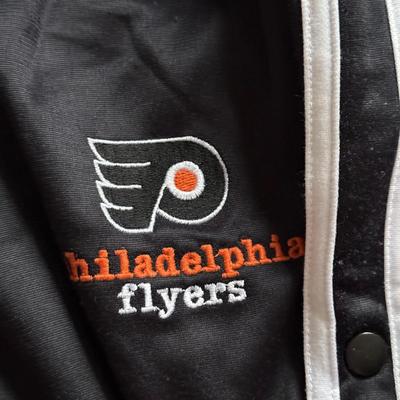 LOT 228L: NHL Philadelphia Flyers Clothing: PJ Pants, Sweat Suit, Polo, Muscle Tees, NWT & More