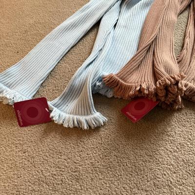 LOT 229L: Collection of NWT Juniors / Petite Women's Sweaters incl. Calvin Klein