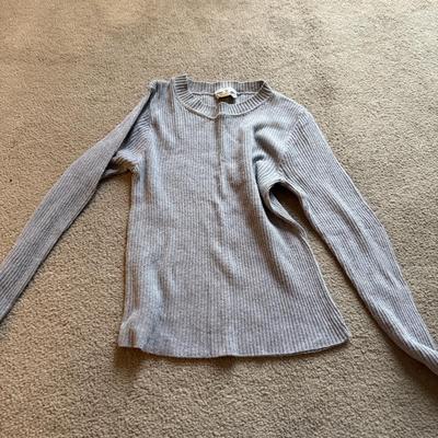LOT 229L: Collection of NWT Juniors / Petite Women's Sweaters incl. Calvin Klein