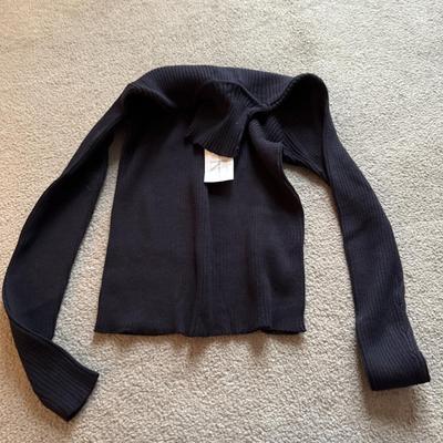 LOT 229L: Collection of NWT Juniors / Petite Women's Sweaters incl. Calvin Klein