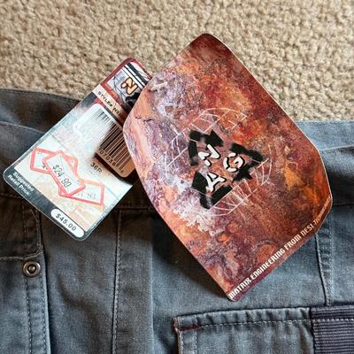 LOT 230L: NWT Nesi Cargo Pants (36R) & NWT Plugg Pants (34/34, 34/32, 34, 33/32)