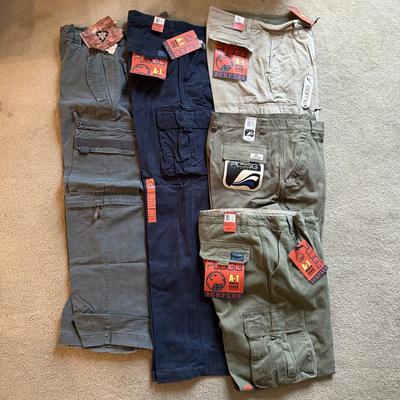 LOT 230L: NWT Nesi Cargo Pants (36R) & NWT Plugg Pants (34/34, 34/32, 34, 33/32)