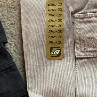 LOT 231L: NWT Cargo Pants: Plugg Size 20