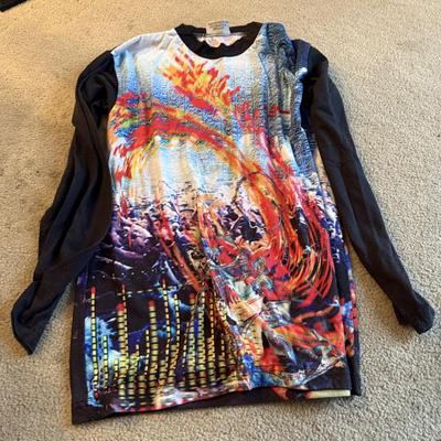 LOT 232L: Funky Shirts w/ Cool Prints & Patterns