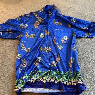 LOT 232L: Funky Shirts w/ Cool Prints & Patterns