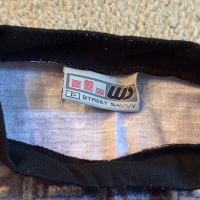 LOT 232L: Funky Shirts w/ Cool Prints & Patterns