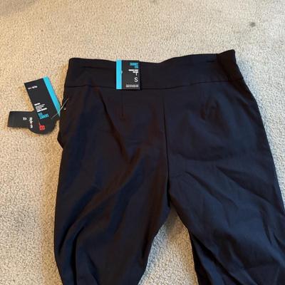 LOT 233L: Juniors / Petite Skirts, Pants & Shorts: Express, Christie brooks, XOXO, Rave, Mudd & More