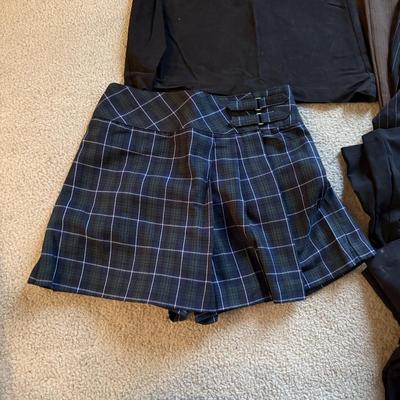 LOT 233L: Juniors / Petite Skirts, Pants & Shorts: Express, Christie brooks, XOXO, Rave, Mudd & More