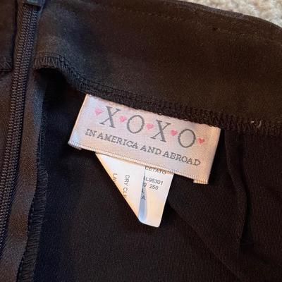 LOT 233L: Juniors / Petite Skirts, Pants & Shorts: Express, Christie brooks, XOXO, Rave, Mudd & More