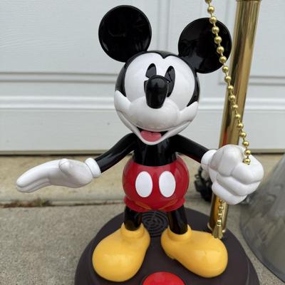 LOT 236A: New Disney Creative Joes Mickey Mouse Animated Talking Lamp DM-352-001