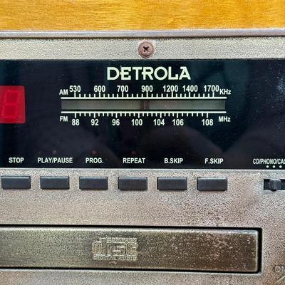 LOT 238A: Detrola Model KM837: plays Vinyl Records & CDs