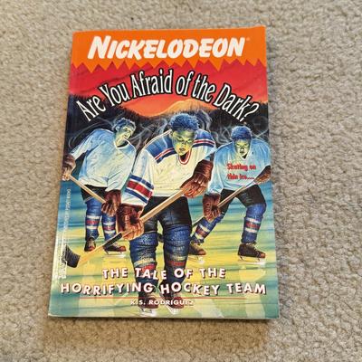 LOT 239L: 90's Nickelodeon: Signed Copy of Keenan & Kel's Good Burger on VHS w/ Books: Keenan & Kel, Alex Mack &...