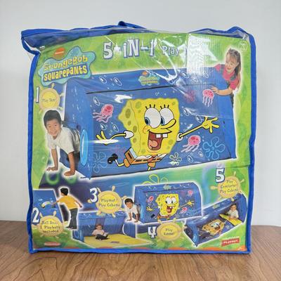 LOT 245A: New Nickelodeon Play Hut SpongeBob SquarePants 5-in-1 Play Tent