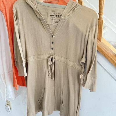 LOT 246L: NWT Ladies’ Shirts for Summer: Baja Blue, Ocean Drive, Arizona & More