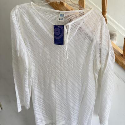 LOT 246L: NWT Ladies’ Shirts for Summer: Baja Blue, Ocean Drive, Arizona & More