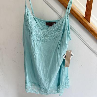 LOT 246L: NWT Ladies’ Shirts for Summer: Baja Blue, Ocean Drive, Arizona & More